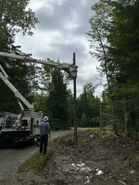 NewGen-Power-Line-Construction-and-Installation-Canaan-ME-04924-Underground-Power-Line-Installation-for-Direct-Bury-or-Conduit-Installation-4-450x600
